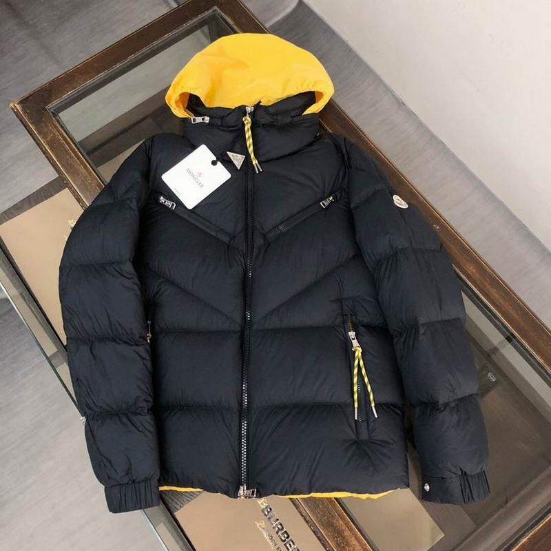 Moncler Women's Outwear 368